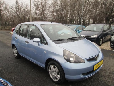 HONDA JAZZ 1.4 ES My. 2005 176 E KM! NÉVRE ÍRVA!