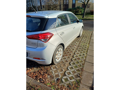 HYUNDAI I20 1.25i LP Life AC