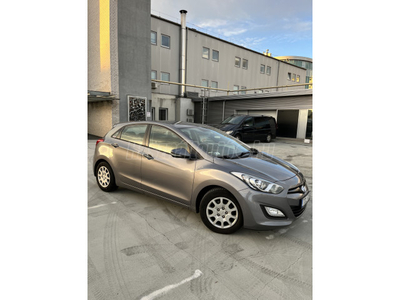 HYUNDAI I30 1.6 CRDI 110le