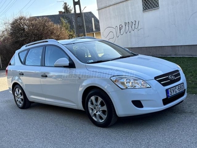 KIA CEE'D SW 1.6 CRDi EX Limited 179 E KM+VONOHOROG+TETŐSIN+ALUFELNI