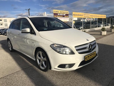 MERCEDES-BENZ B 180 CDI BlueEFFICIENCY Moi! Sz.könyv! Megkímélt! Navi!