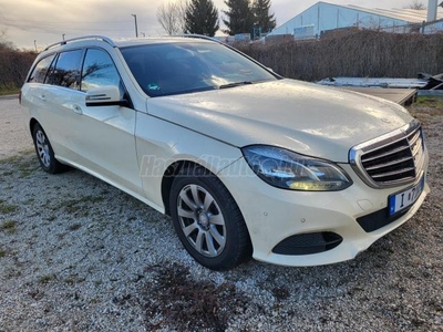 MERCEDES-BENZ E 220 BlueTEC T Avantgarde 9G-TRONIC