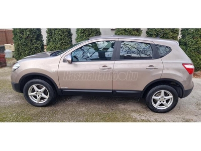 NISSAN QASHQAI 1.6 Tekna 2WD GYÖNYÖRŰ+++SZERVIZKÖNYV+++ GYÁRI FÉNYEZÉS