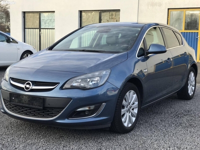 Opel Astra J Sedan 1.6 CDTI Start-Stop Cosmo EU...