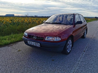 OPEL ASTRA F 1.4 GL