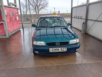 OPEL ASTRA F 1.6 16V GL