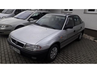 OPEL ASTRA F 1.6 Classic GL ABS SZERVÓ