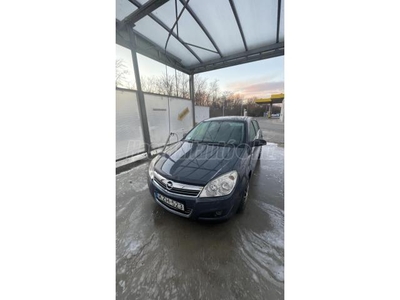 OPEL ASTRA H 1.4 Cosmo