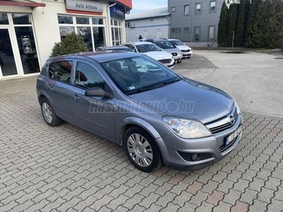 OPEL ASTRA H 1.7 CDTI Cosmo Magyarországi. vezetett szervizkönyv