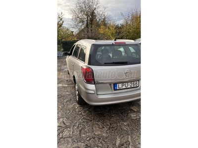 OPEL ASTRA H Caravan 1.9 CDTI Cosmo