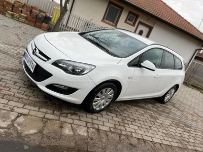 OPEL ASTRA J 1.6 Enjoy EURO6