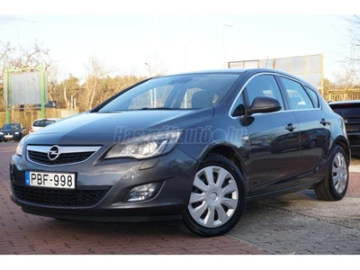 OPEL ASTRA J 1.7 CDTI Cosmo