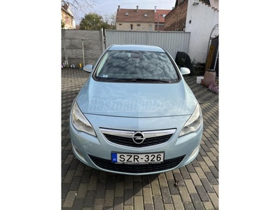 OPEL ASTRA J 1.7 CDTI Enjoy