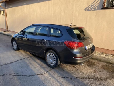 OPEL ASTRA J Sports Tourer 1.4 T Selection