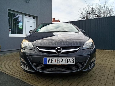 OPEL ASTRA J Sports Tourer 1.6 Enjoy 116eKm! Vez.sz.könyv! Friss vezérlés csere! Makulátlan! Akciós áron!