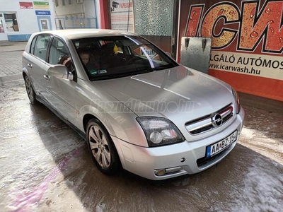 OPEL SIGNUM 1.9 CDTI Cosmo