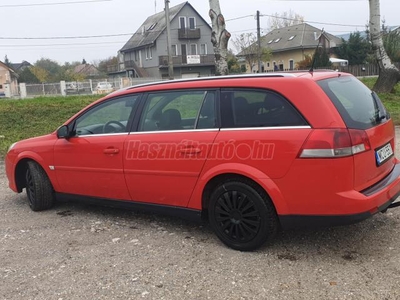 OPEL VECTRA 1.9 CDTI Essentia