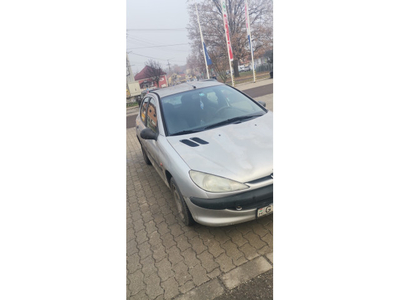 PEUGEOT 206 1.4 XS