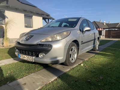 PEUGEOT 207 1.4 HDi Sporty