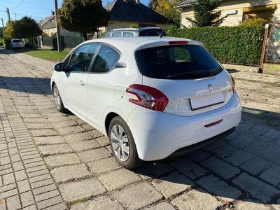 PEUGEOT 208 1.0 VTi PureTech Access /133.733. KM. SÉRÜLÉSMENTES! 1. TULAJDONOS!/