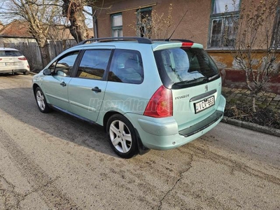 PEUGEOT 307 1.6 Presence