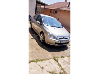 PEUGEOT 307 2.0 HDi Premium