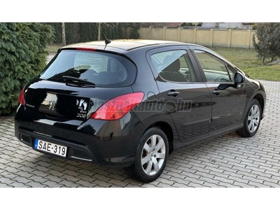 PEUGEOT 308 1.6 VTi Premium Pack