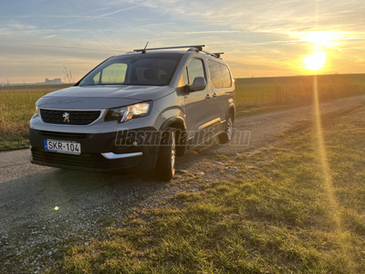 PEUGEOT RIFTER 1.2 PureTech Allure S&S L2 (7 személyes )