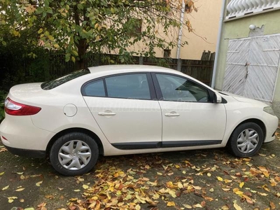 RENAULT FLUENCE 1.6 Expression