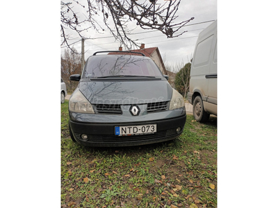 RENAULT GRAND ESPACE 2.2 dCi Expression