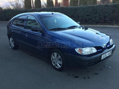 RENAULT MEGANE 1.4 Chic