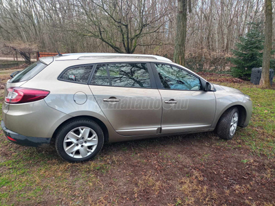 RENAULT MEGANE 1.5 dCi Dynamique