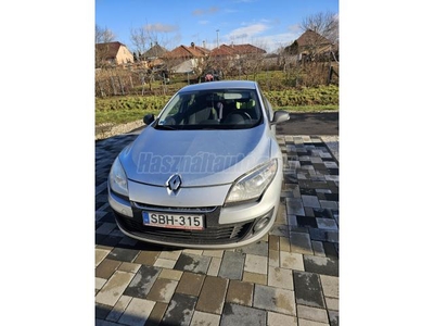 RENAULT MEGANE 1.6 Advantage