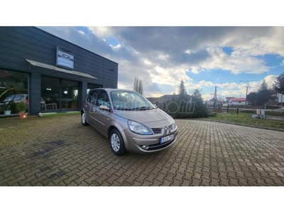 RENAULT SCENIC Grand Scénic 1.6 Privilege