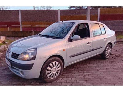 RENAULT THALIA 1.4 Oasis Prestige Azure