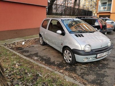 RENAULT TWINGO 1.2 16V Initiale Quickshift