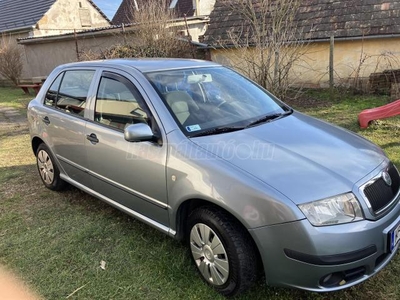 SKODA FABIA 1.2 12V Ambiente