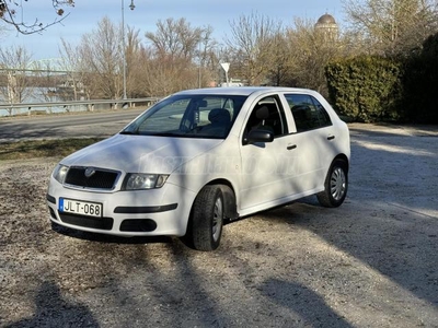 SKODA FABIA 1.2 12V Aura