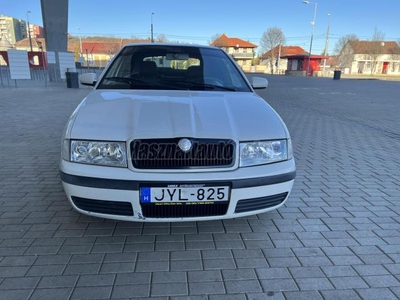 SKODA OCTAVIA 1.6 Classic VONÓHOROG.KLÍMA.ÚJ GUMIK.ERŐS MOTOR