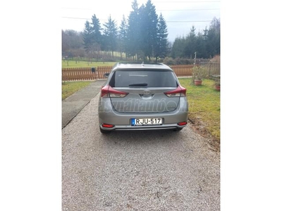 TOYOTA AURIS 1.2T Active Comfort