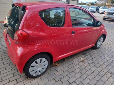 TOYOTA AYGO 1.0 AC