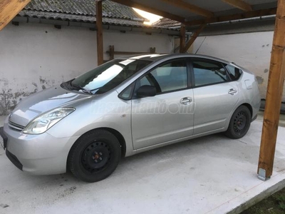 TOYOTA PRIUS 1.5 HSD JBL NAVI 2006 (Automata)