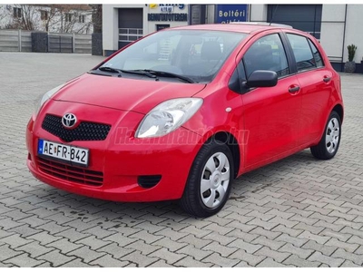 TOYOTA YARIS 1.0 998 Ice