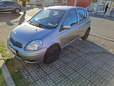 TOYOTA YARIS 1.3 Sol