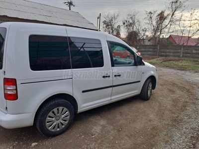 VOLKSWAGEN CADDY 1.6 CR TDI