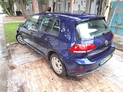 VOLKSWAGEN GOLF VII e-Golf