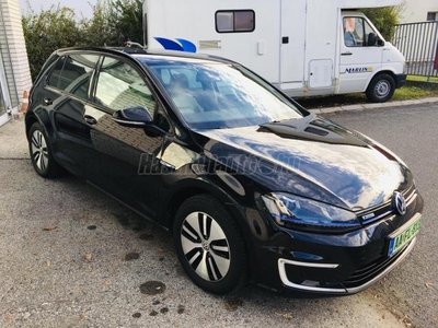 VOLKSWAGEN GOLF VII e-Golf / 90.888 KM!