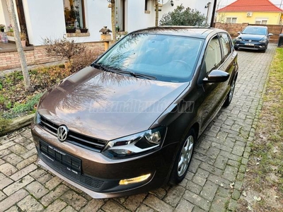 VOLKSWAGEN POLO PANORÁMATETŐ