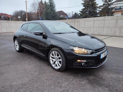 VOLKSWAGEN SCIROCCO 2.0 CR TDI BŐR.NAVI. ÜVEGTETŐ.FRISS VIZSGA