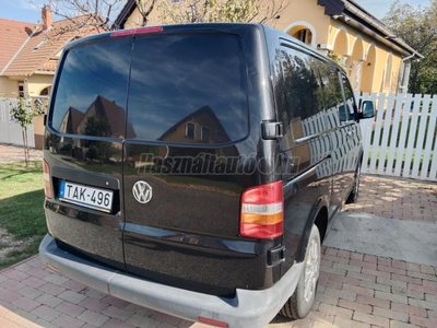 VOLKSWAGEN TRANSPORTER T5 1.9 TDI